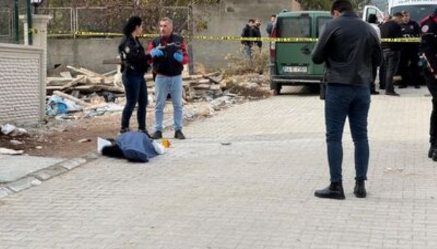 Köy meydanında infaz: 2 ölü